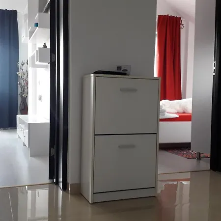 Riana Appartement *
